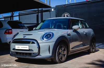 MINI 3 Portas Cooper SE