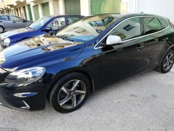 Volvo V40 D4