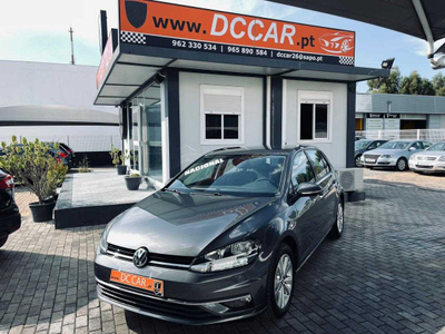 Volkswagen Golf 1.6 TDI Confortline DSG