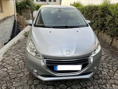 Peugeot 208 1.6