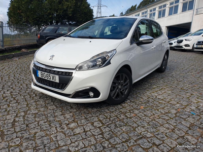 Peugeot 208 1.6 BlueHdi Allure