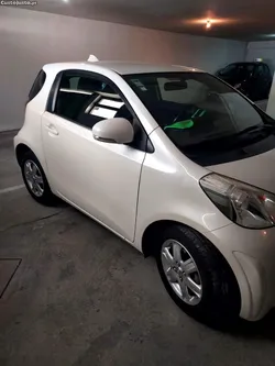 Toyota iQ iQ