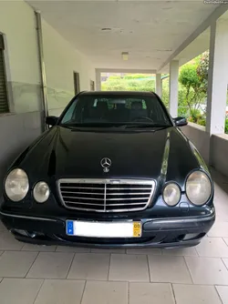 Mercedes-Benz E 220 CDI Avantgarde