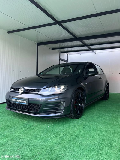 VW Golf 2.0 TDI GTD