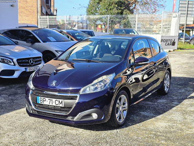 Peugeot 208 PureTech 82 Start & Stop Style