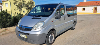 Opel Vivaro luxo