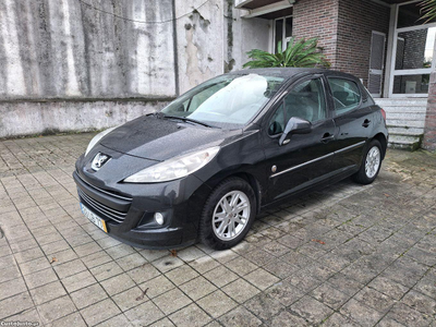 Peugeot 207 207