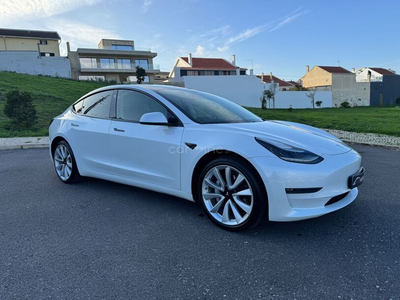 Tesla Model 3 Long-Range Dual Motor AWD