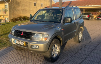 Mitsubishi Pajero (V60)