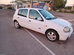 Renault Clio 1.9 D 237mil klms