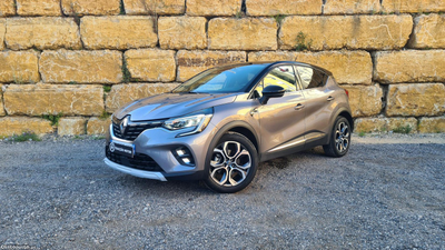 Renault Captur 1.6 E-Tech Plug-In Intens