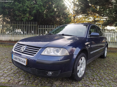 VW Passat 1.9 TDI 130cv NACIONAL 6 Velocidades