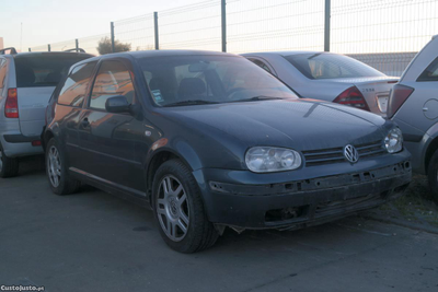 VW Golf 1.9TDI PD130 ASZ Acidentado