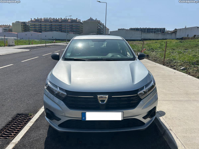 Dacia Sandero ESSENCIAL