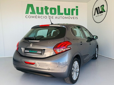 Peugeot 208 1.2 PureTech Style