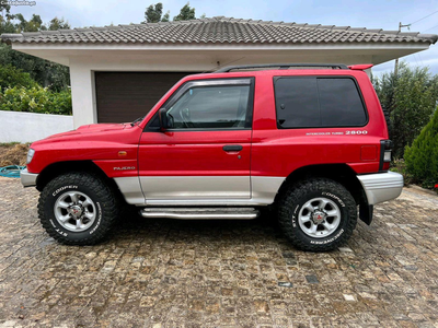 Mitsubishi Pajero 2.8 Abas Largas V20