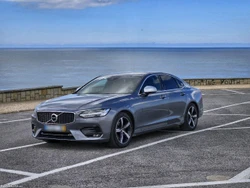 Volvo S90 R-Design