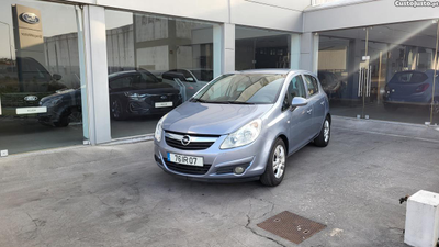 Opel Corsa 1.2i Easytronic (automático)