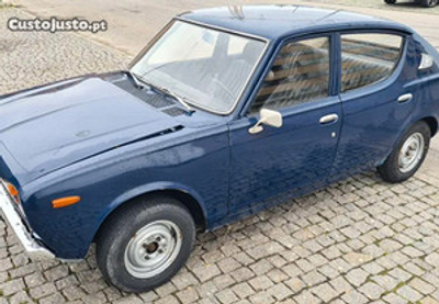 Nissan Cherry Datsun 100A 4 portas