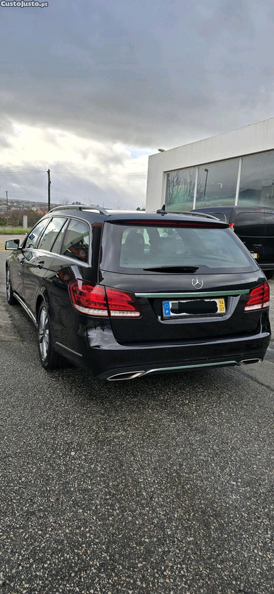 Mercedes-Benz E 220 Bluetec AMG