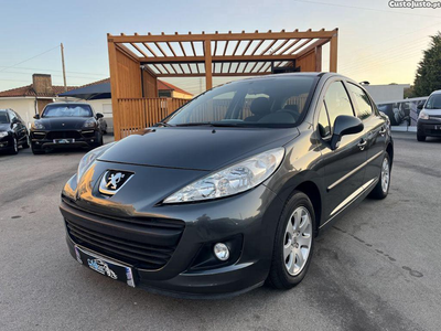 Peugeot 207 1.4 hdi urban