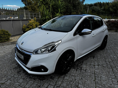 Peugeot 208 1.6 HDI GT LINE