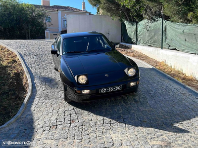 Porsche 944 S