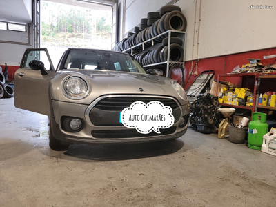 MINI Clubman Cooper D 2.0 150cv - Caixa Automática