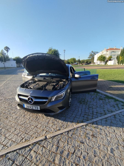 Mercedes-Benz CLA 220 220 Cdi