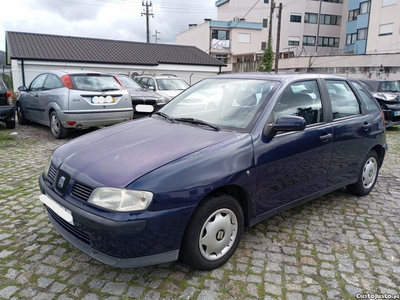 Seat Ibiza 1.0 MPI Confort