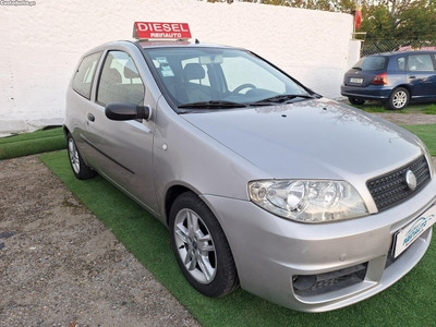 Fiat Punto 1.3 JTD 70 Multijet Trofeo Impecável