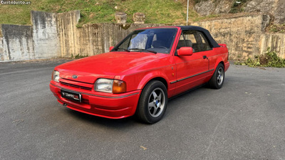 Ford Escort Cabrio 1.4i Ghia 80cv