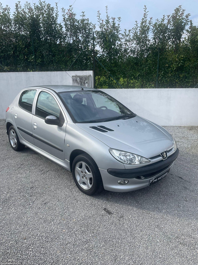 Peugeot 206 1.4 XT