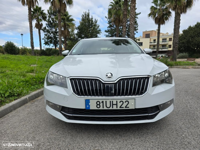 Skoda Superb Break 1.6 TDI Ambition DSG