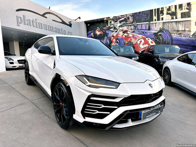 Lamborghini Urus 4.0 V8