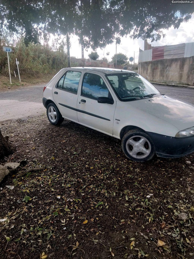 Ford Fiesta 1.8 d