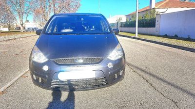 Ford S-Max 2.0 TDCI 140 CV Titanium