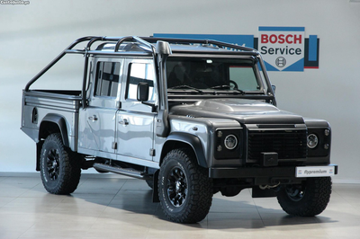 Land Rover Defender 110 SW 2.5 Td5 S