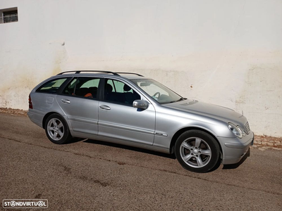 Mercedes-Benz C 220