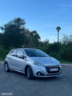 Peugeot 208 1.6 BlueHDi Style