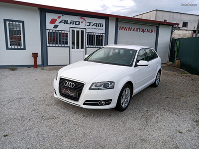 Audi A3 Sportback 1.6 TDI 105cv Attraction