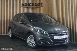 Peugeot 208 1.2 PureTech Signature