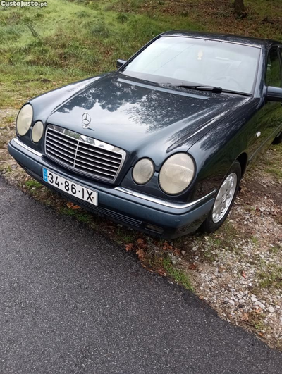 Mercedes-Benz E 290 210