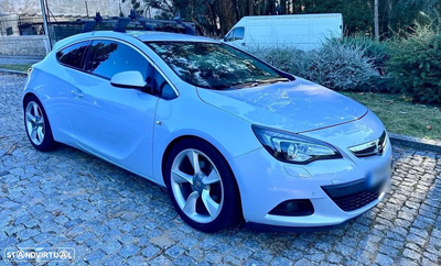 Opel Astra GTC 2.0 CDTi S/S J20 125g