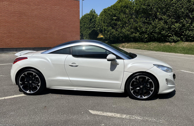 Peugeot RCZ 1.6 THP 200 CV completamente novo