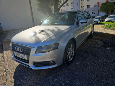 Audi A4 2000 TDI 143 Cv