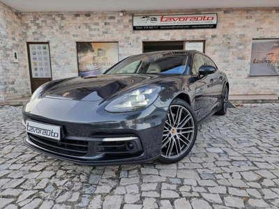 Porsche Panamera Sport Turismo 4 E-Hybrid