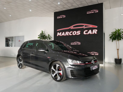 Volkswagen Golf 2.0 TSI GTI DSG