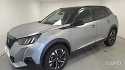 Peugeot 2008 1.2 PureTech Active EAT8 de 2021