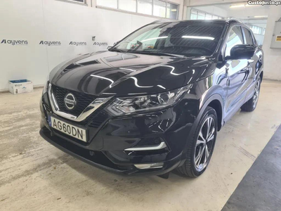 Nissan Qashqai 1.3 DIG-T N-Connecta J18